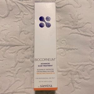Biocorneum silicone scar gel